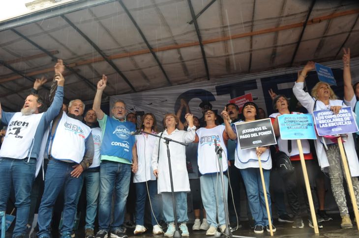 Los gremios docentes anunciaron otro paro nacional
