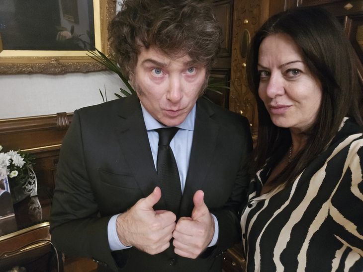 Milei y Sandra Pettovello.