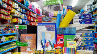 Radio 10 relevó los precios de la canasta escolar a pocas semanas de la vuelta a clases.