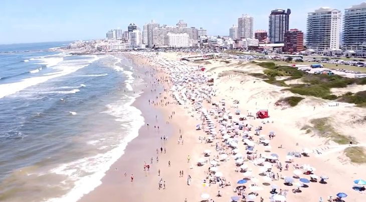 Punta del Este Playa Brava.jpg