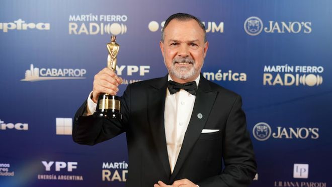 Gustavo Sylvestre se llevó el Premio Martín Fierro de Oro de Cable 2025