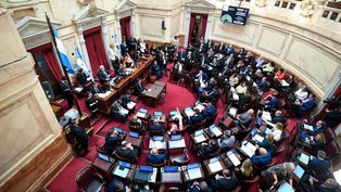 senadores.