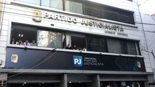 La mesa política del Frente de Todos se reúne en la sede del Partido Justicialista