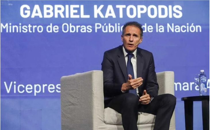 Gabriel Katopodis recibió a su sucesor, Guillermo Ferraro