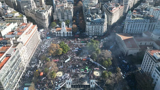 contundente mensaje de cristina a una plaza de mayo repleta: vamos a volver
