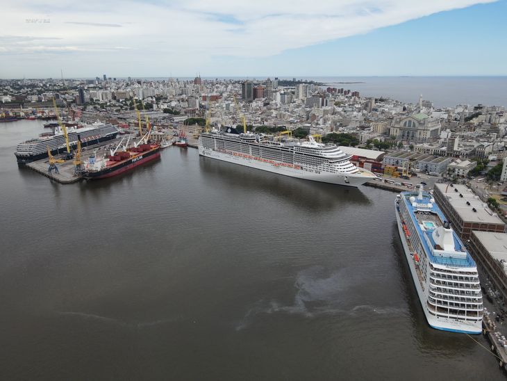 El Puerto de Montevideo vive una temporada récord de cruceros, con un 11% de aumento respecto al año pasado.
