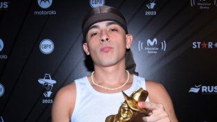 Trueno, ganador del Premio Gardel de Oro.