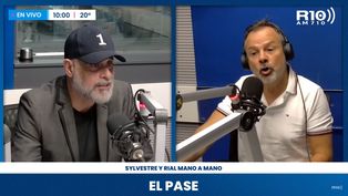 Jorge Rial y Gustavo Sylvestre en el pase de las mañanas de Radio 10.