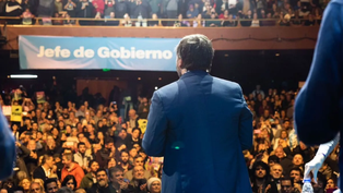 Leandro Santoro realizó su cierre de campaña junto a Sergio Massa