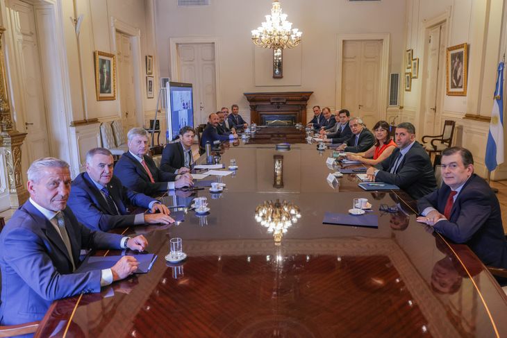 Alberto Fernández y gobernadores. Hoy se reunirán por el juicio político a Rosatti.