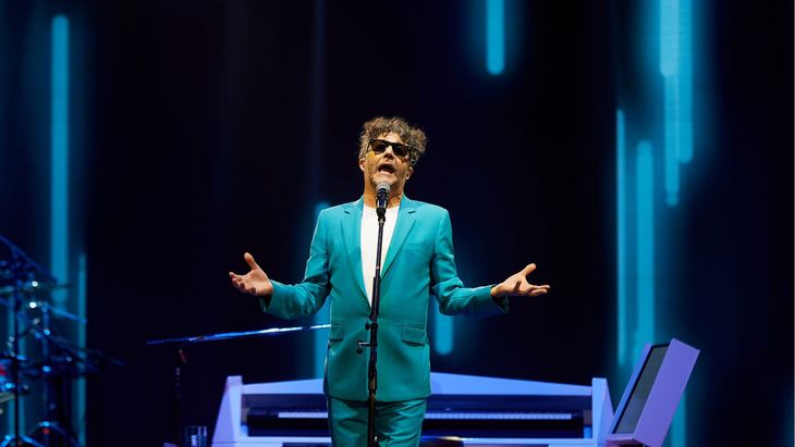 Fito Paez suspendió su show en el Movistar Arena por problema de salud