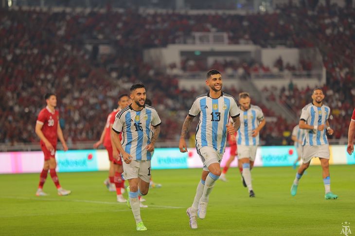 La Selección Argentina le gana a Indonesia.