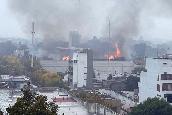 Nueve años después, nuevo incendio en un depósito de Iron Mountain