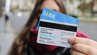 denuncian problemas para registrar la tarjeta sube