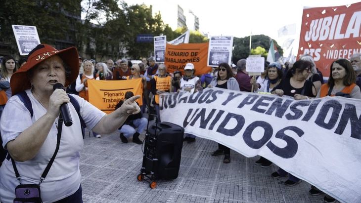 jubilados protesta congreso