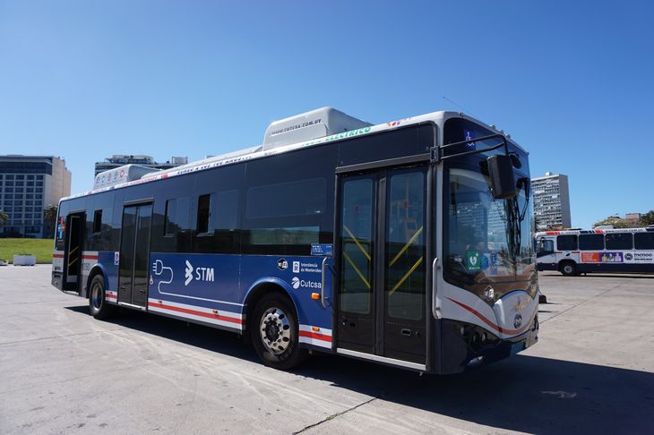 El precio del boleto en Uruguay se ha encarecido en dólares a partir de la apreciación del peso.