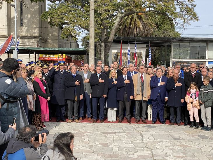 Lacalle Pou participó del 259° aniversario de José Gervasio Artigas en Sauce, Canelones.