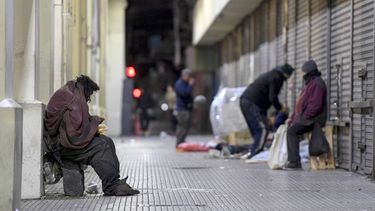 Situación dramática del empleo: El salario de convenio cayó 20%