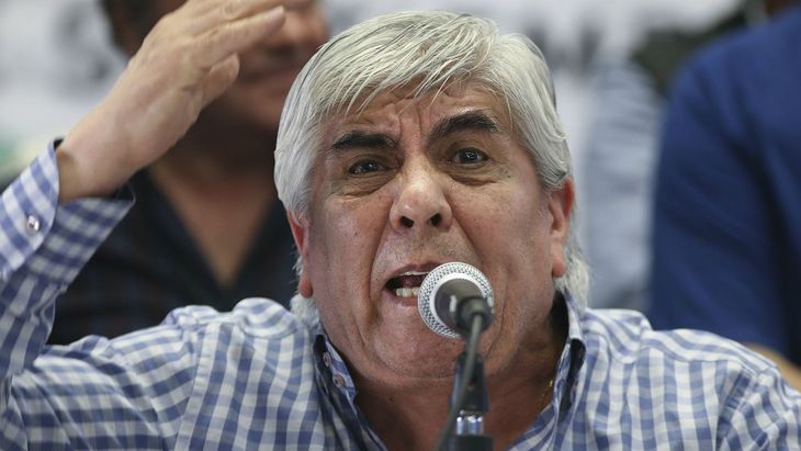 Hugo Moyano designa a un hombre de su confianza en el triunvirato de la CGT