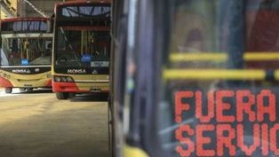 Anunciaron un paro nacional de colectivos