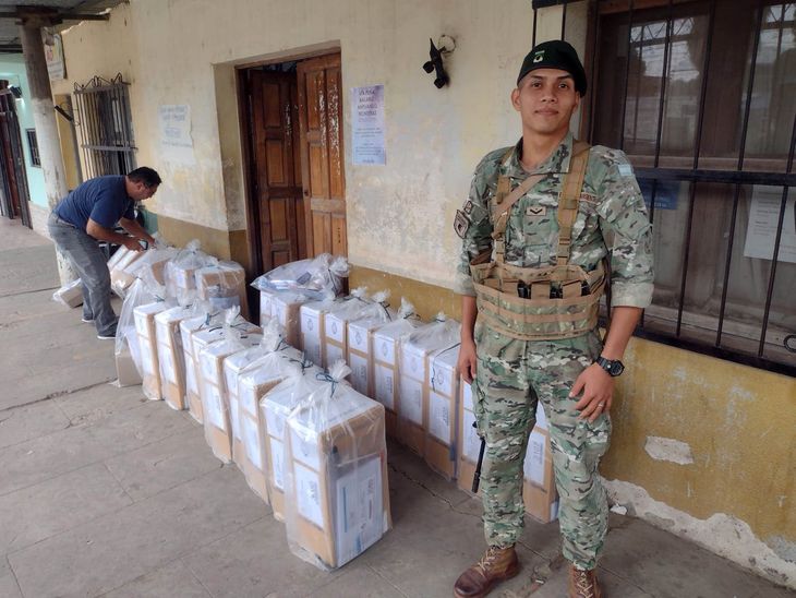 Más de 86.000 efectivos son desplegados para seguridad del balotaje.
