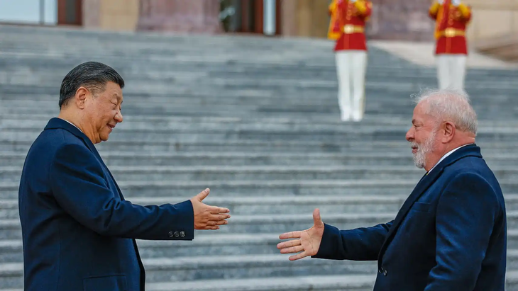 Los presidente de Brasil, Lula da Silva, y de China, Xi Jinping, durante su encuentro en abril.
