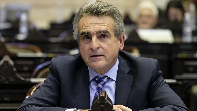 Agustín Rossi: Adorni no dio ningún tipo de respuesta