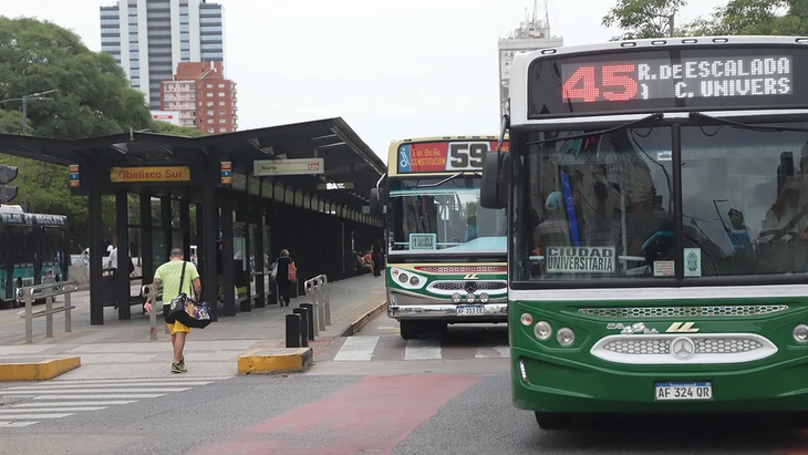 La UTA resolvió desactivar el paro de colectivos que impulsaba en el AMBA