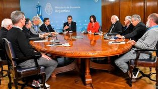 Tras una reunión entre las partes, se levantó el paro de colectivos