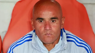 jorge martinez, dt de la primera femenina de boca, fue denunciado por abuso sexual.