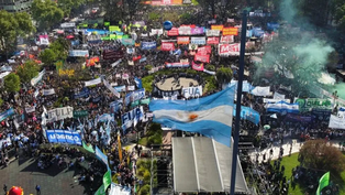 fuerte mensaje de la comunidad universitaria: nuestro futuro no les pertenece