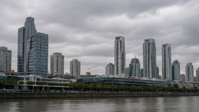 Fin de semana largo en el AMBA: frío, nubes y fuertes vientos marcarán los próximos días