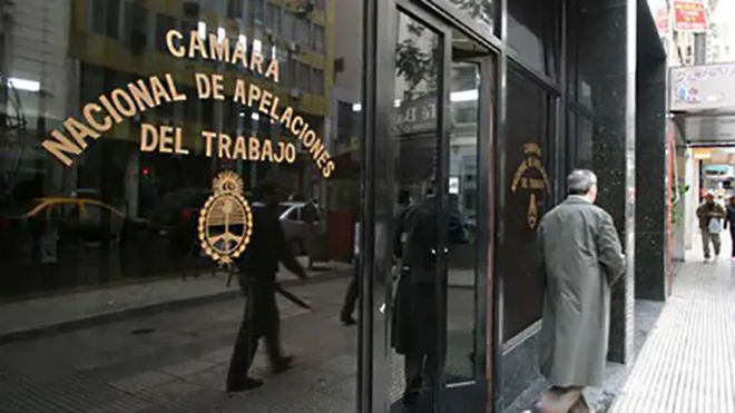 Primera demanda colectiva contra la reforma laboral