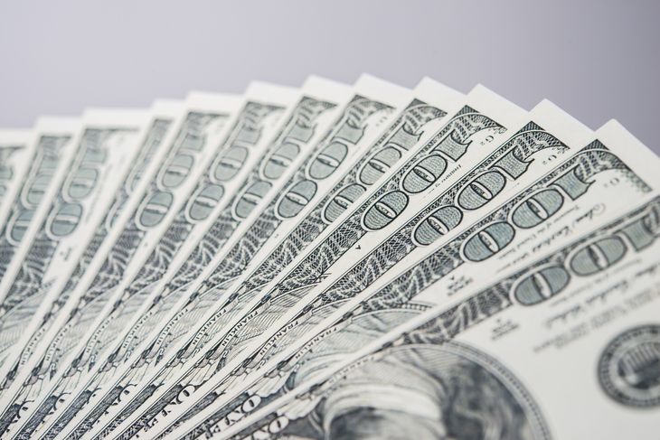 El dólar global cotizó al alza a la espera del dato de la Fed de este viernes.