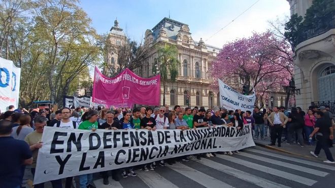La UBA vuelve a visibilizar el reclamo por el financiamiento universitario