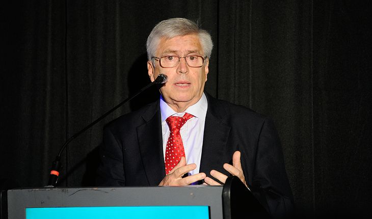 El ministro de Turismo, Tabaré Viera, apuntó contra el déficit fiscal.