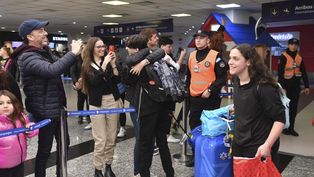 Alumnos secundarios argentinos volvieron a nuestro país desde Israel