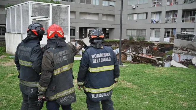 Derrumbe en Parque Patricios: según un informe, los edificios están en riesgo potencial