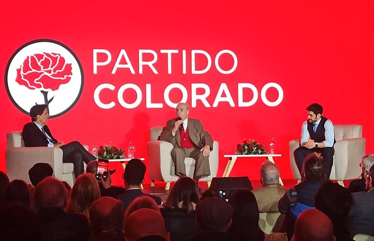 El economista argentino Carlos Melconian, el expresidente Julio María Sanguinetti y el dirigente colorado Andrés Ojeda. &nbsp; &nbsp;