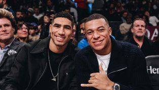 Kylian Mbappé&nbsp;y&nbsp;Achraf Hakimi en la NBA.