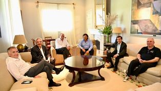 Carlos Sadir en la reunión con Francos