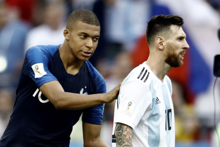 Mbappé y Messi en Rusia 2018. Este domingo se enfrentarán nuevamente en la Final del Mundial Qatar 2022