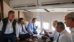 El presidente, Alberto Fernández, rumbo a Brasil con funcionarios.