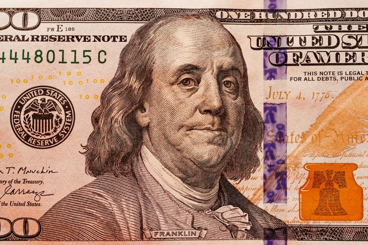 El dólar profundiza su caída y se acerca peligrosamente a la franja de los 37 pesos.