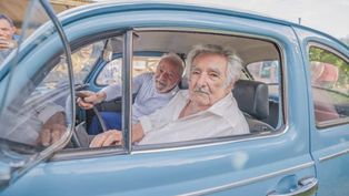 El presidente de Brasil, Lula da Silva, con el ex mandatario José Pepe Mujica en Uruguay.&nbsp;