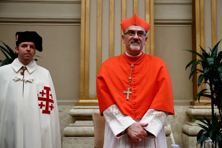 Un cardenal cercano al papa Francisco ofreció entregarse a Hamás.