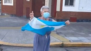 La Abuela La La La La La, genia de los festejos por la Selección Argentina.