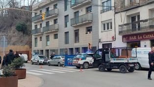 Las gemelas argentinas que cayeron desde un balcón dejaron dos cartas y sus abuelos contaron que sufrían de bullying.