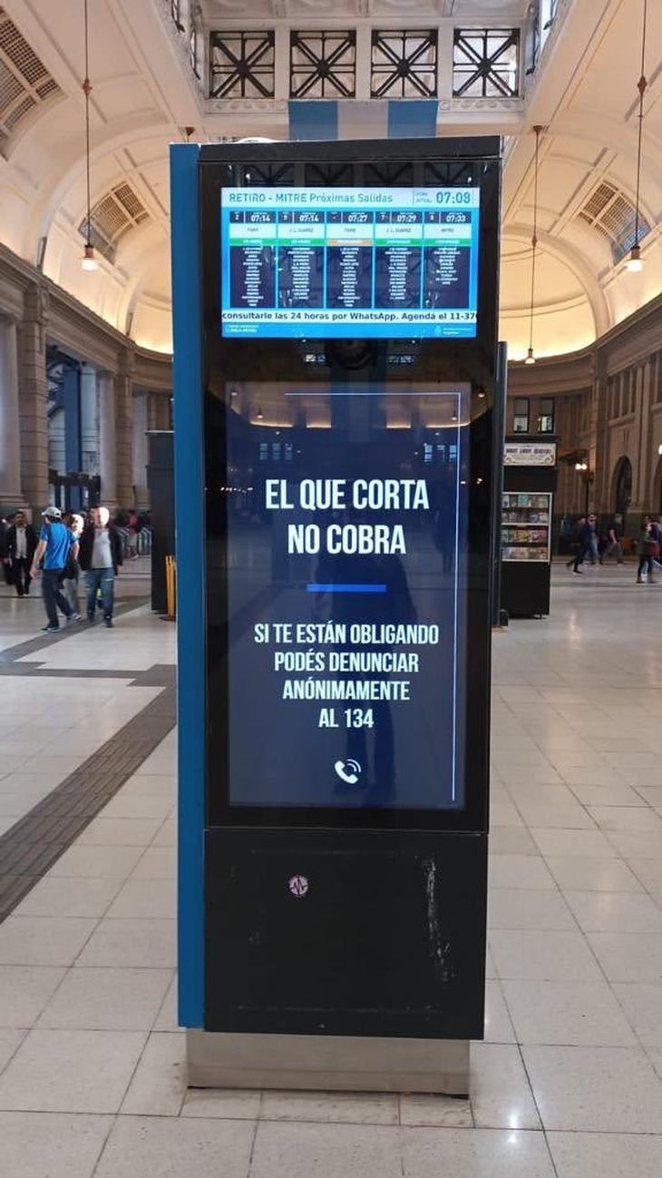 Cartel tren El que corta no cobra
