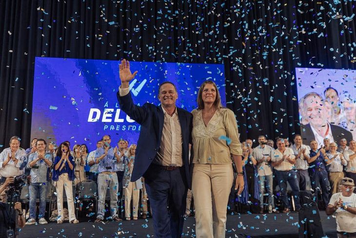 El precandidato nacionalista Álvaro Delgado lanza oficialmente su campaña en Palacio Peñarol.